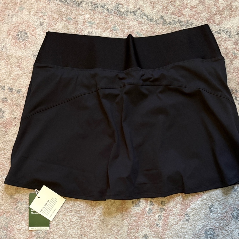 HALARA Black Performance Skort NWT - image 4